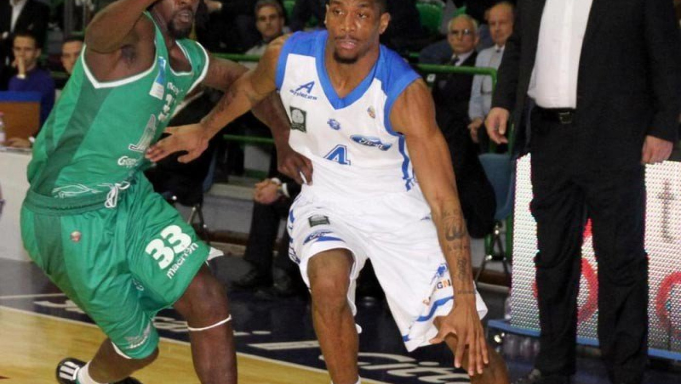 Στην Ούνιξ Καζάν ο Τζέιμς Ουάιτ