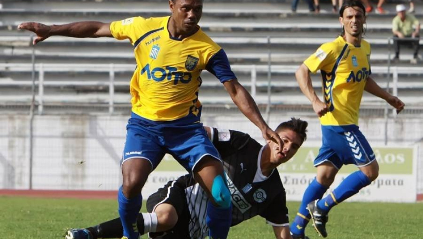 «Βυσσινί» ο Τζούνιορ