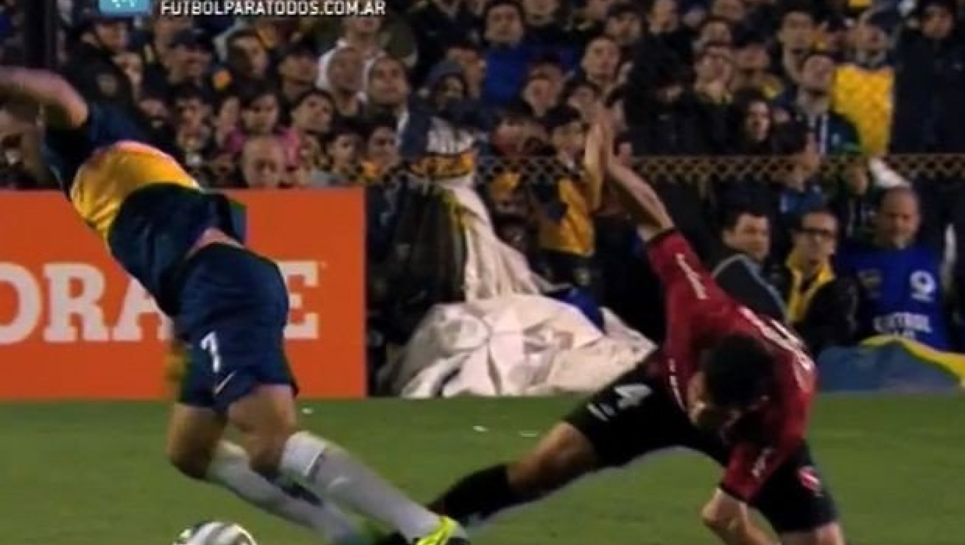 Τραυματισμός - σοκ στο Μπόκα Νιούελς (video)