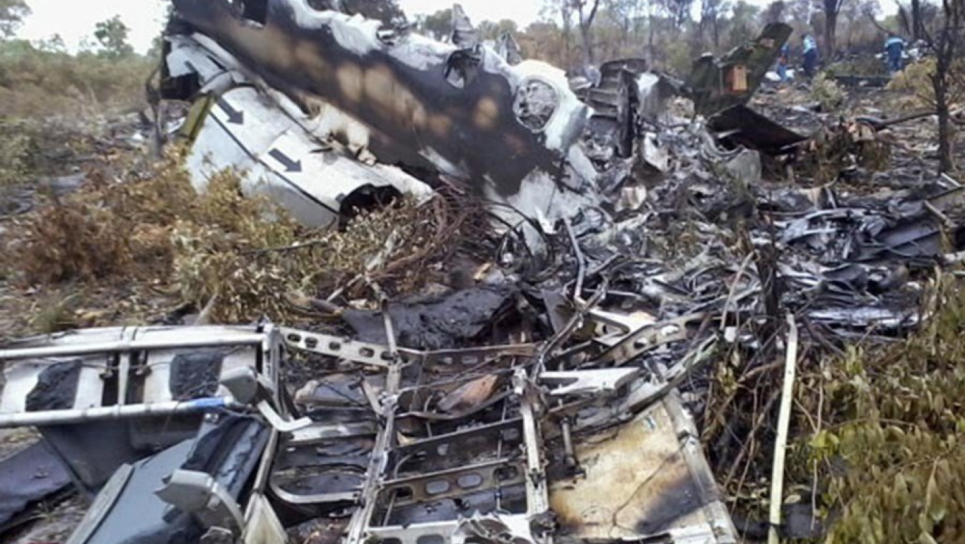 Νέα συντριβή αεροπλάνου, 45 νεκροί