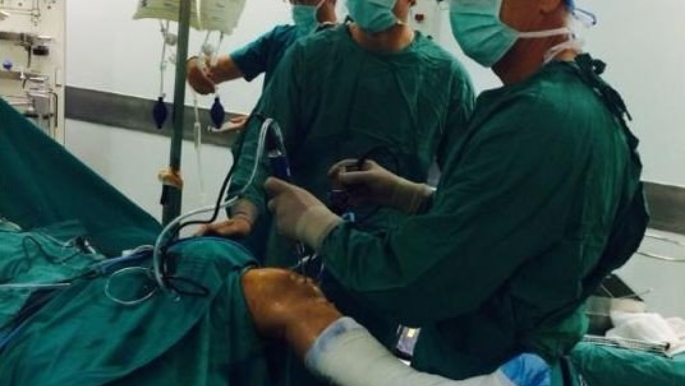 To χειρουργείο στον Κωνσταντινίδη