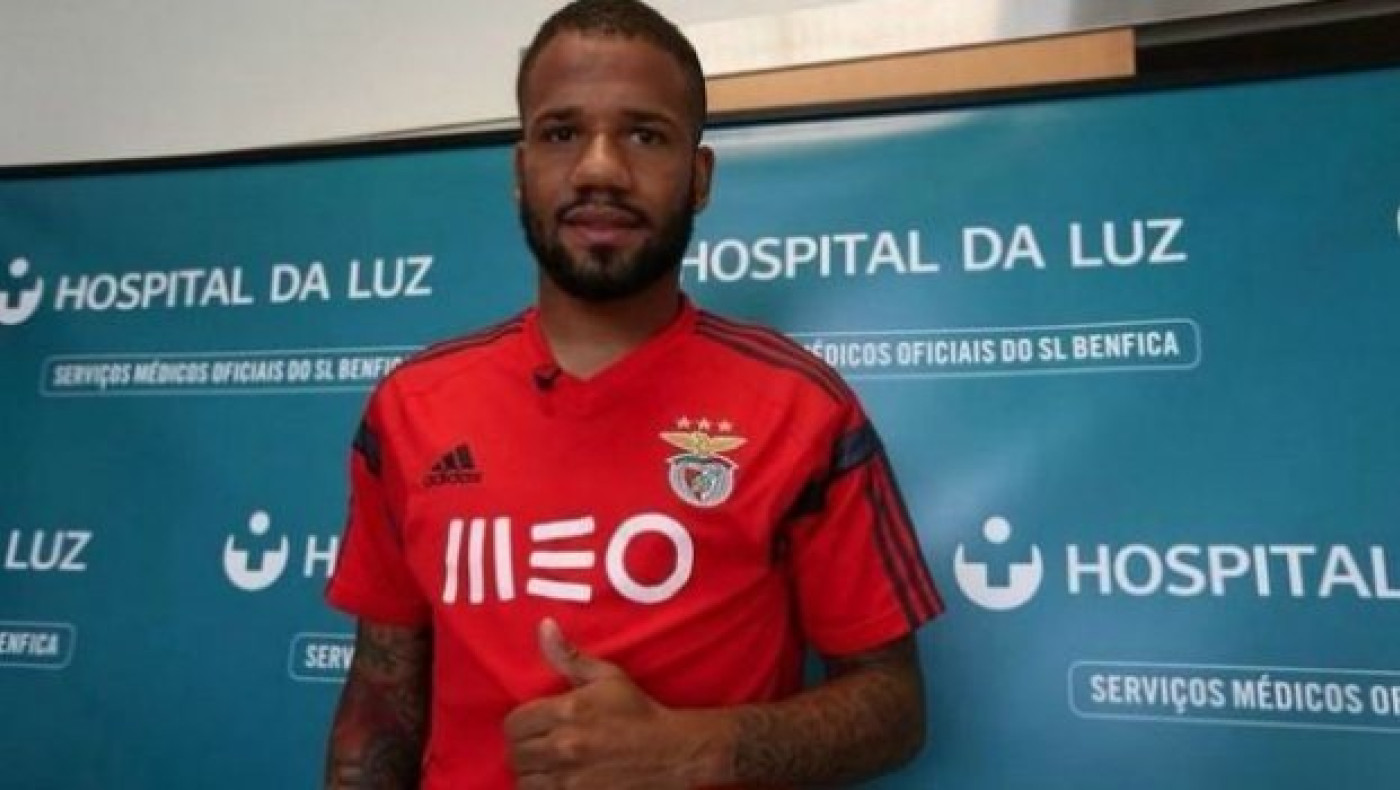 Στην Μπενφίκα ο Μπεμπέ