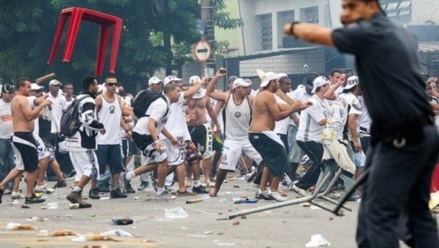 Άγριο ξύλο στο Σάντος-Κορίνθιανς (video)