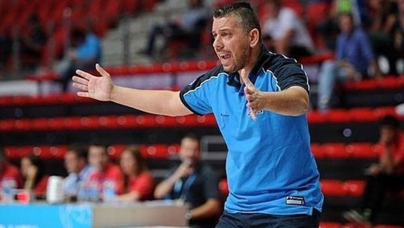 Παπαθεοδώρου: «Αφιερωμένη στον Διονύση»