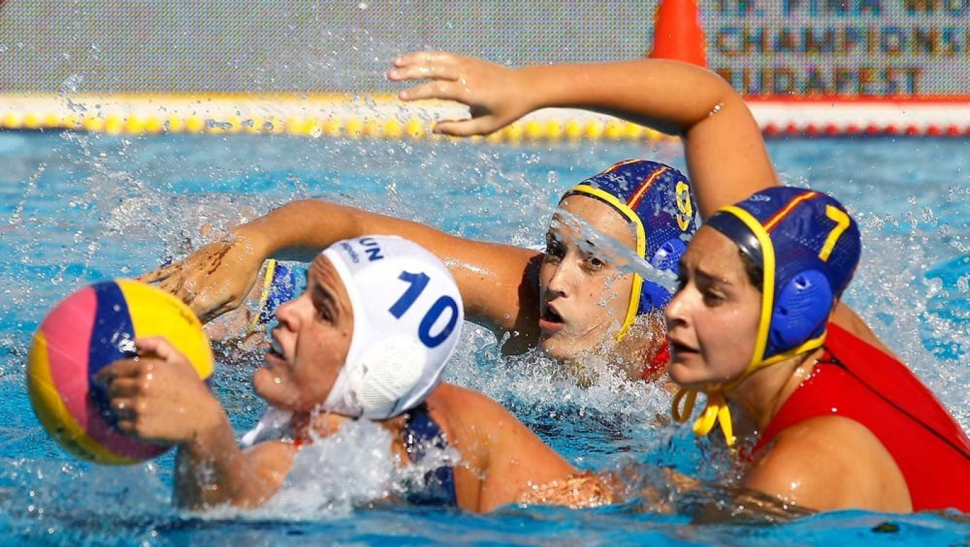 Χάλκινη η Ουγγαρία