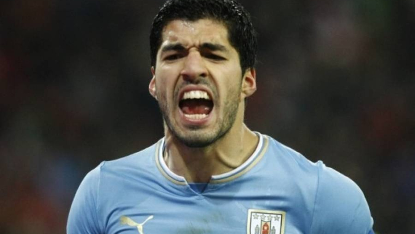 Ο Σουάρες δαγκώνει και στα video games