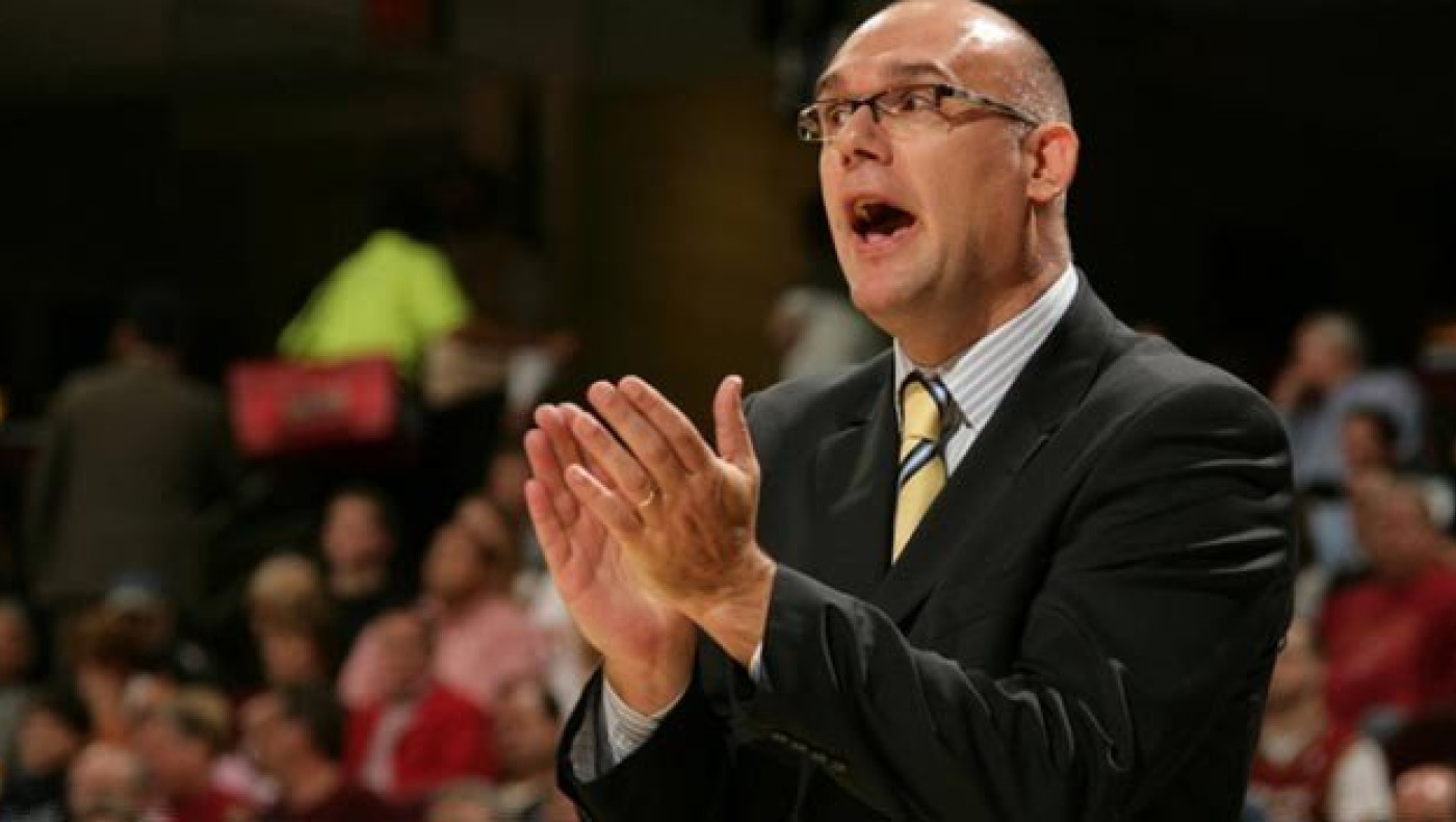 Στους Χοκς ο Σπάχια