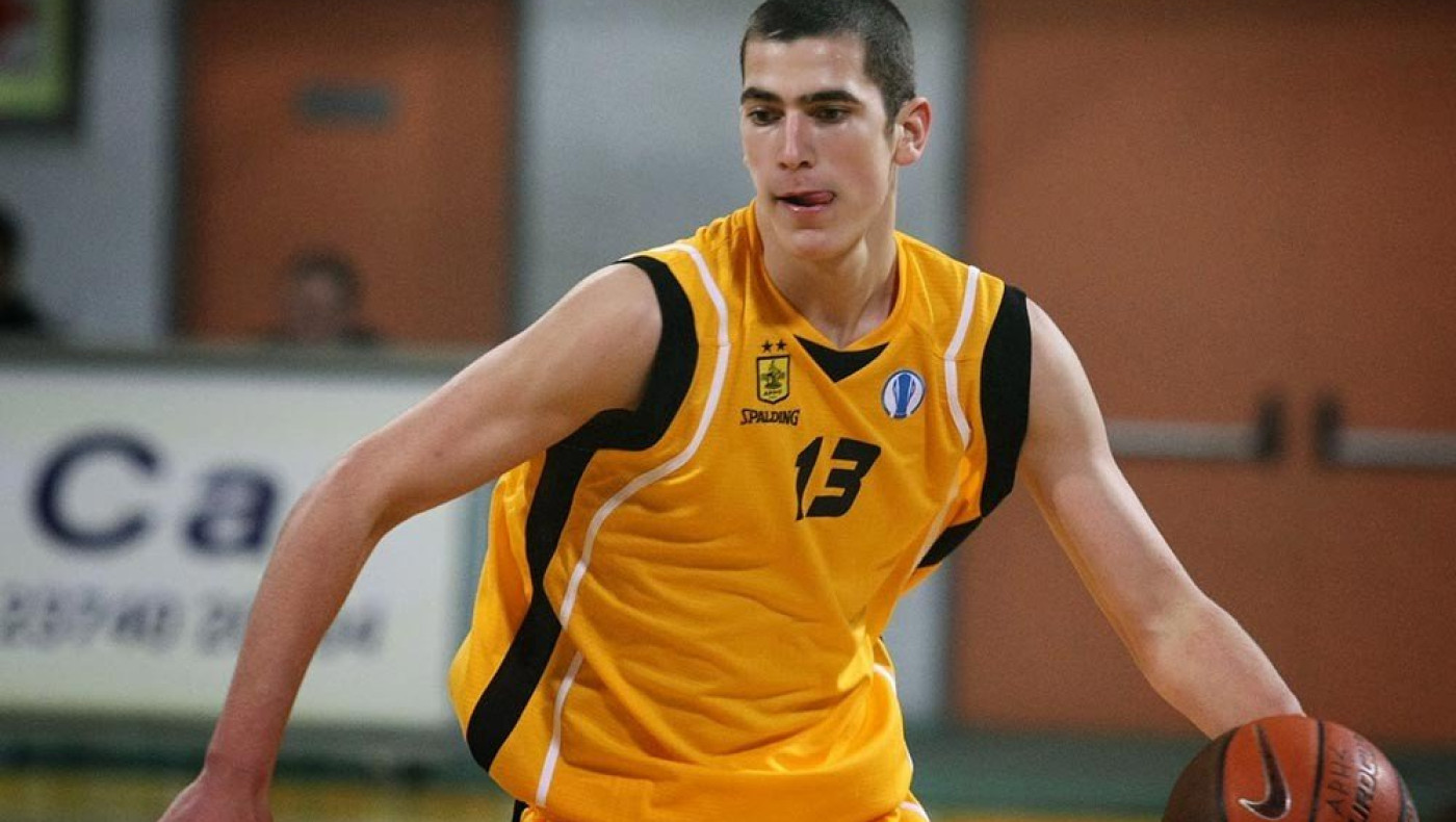 Ο πνιγμένος από τα μαλλιά πιάνεται