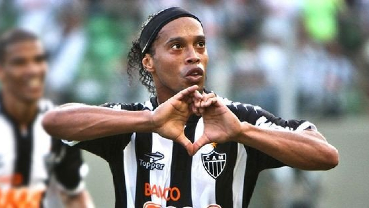 Ο Ροναλντίνιο πιθανός αντίπαλος του ΠΑΟΚ