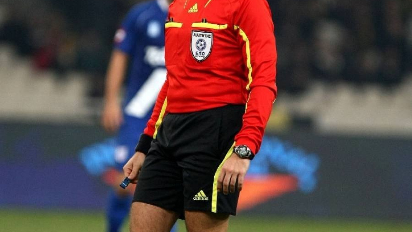 Αρχιδιαιτητής... Παπούλιας