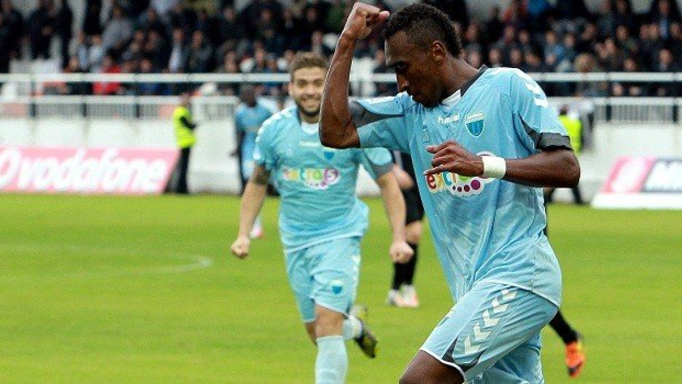 Συμφώνησε με Ροτζέριο Μάρτινς