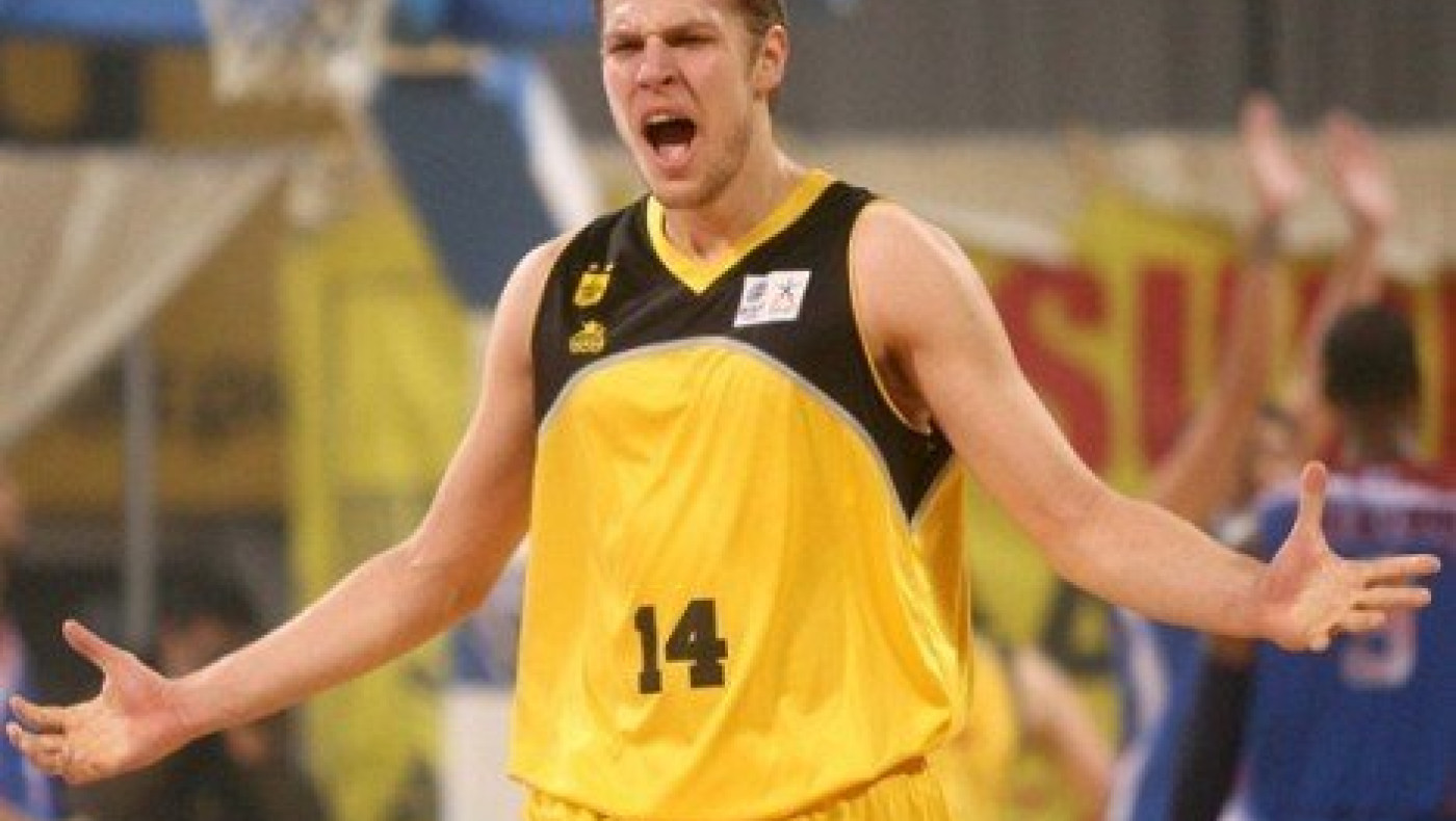 Ευχές της ΚΑΕ στον Βεζένκοφ