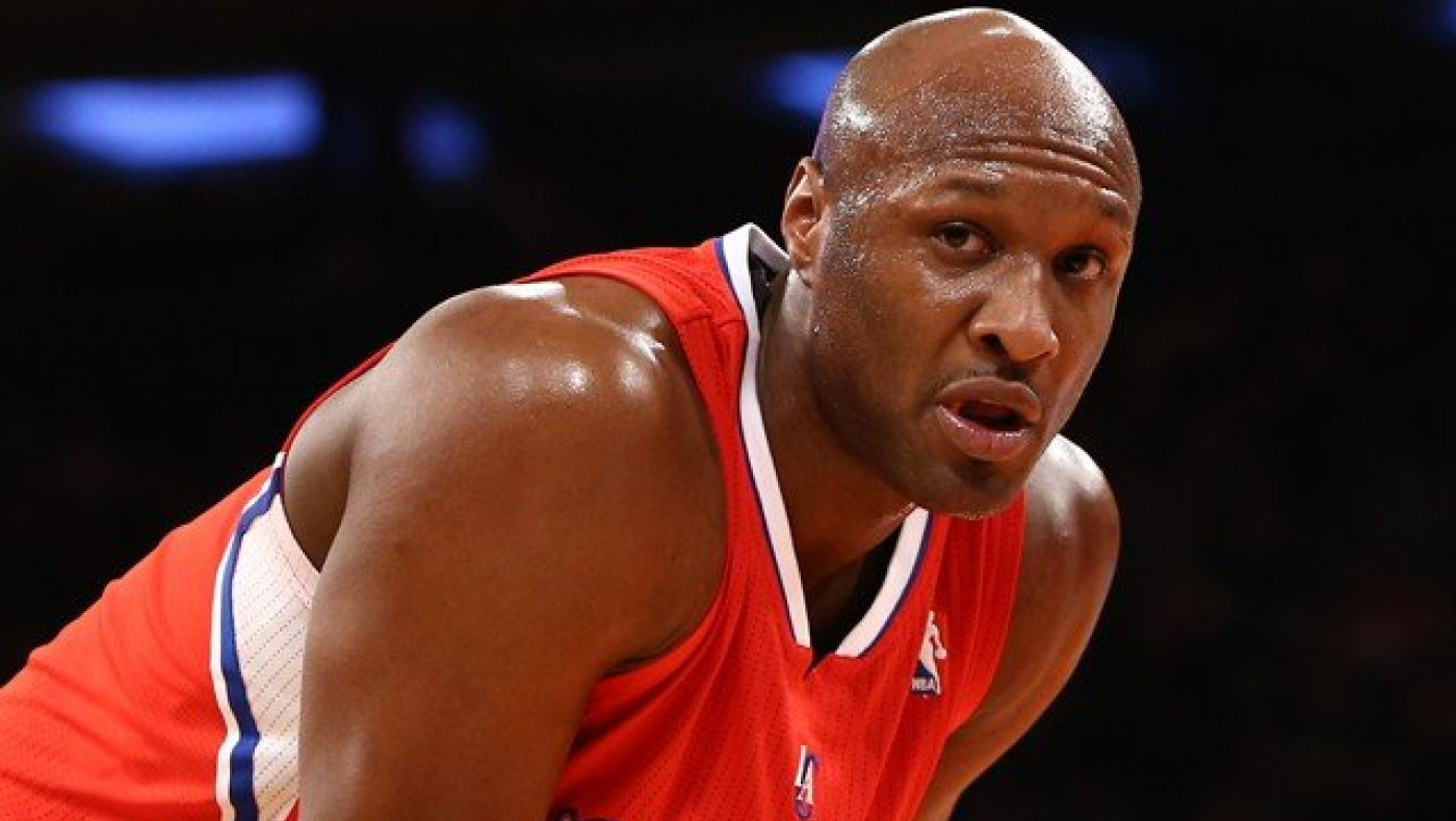 ΒΙΝΤΕΟ - ΣΟΚ: Η στιγμή που ο Όντομ παίρνει τα χάπια (video)