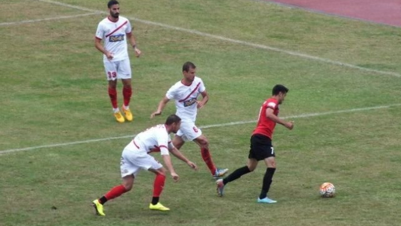 Όρθια τα Τρίκαλα και στην Πάτρα