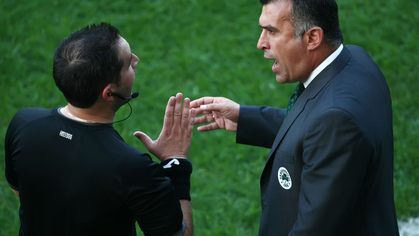 Εκνευρισμένος με διαιτησία και NOVA ο Αναστασίου