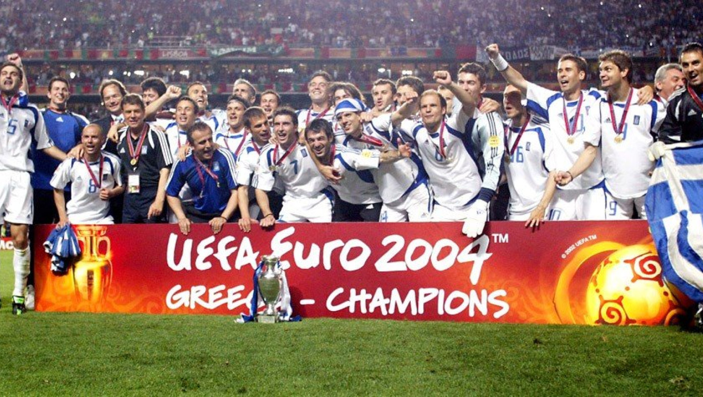 Φιλικό έκπληξη ετοιμάζει η εθνική του 2004