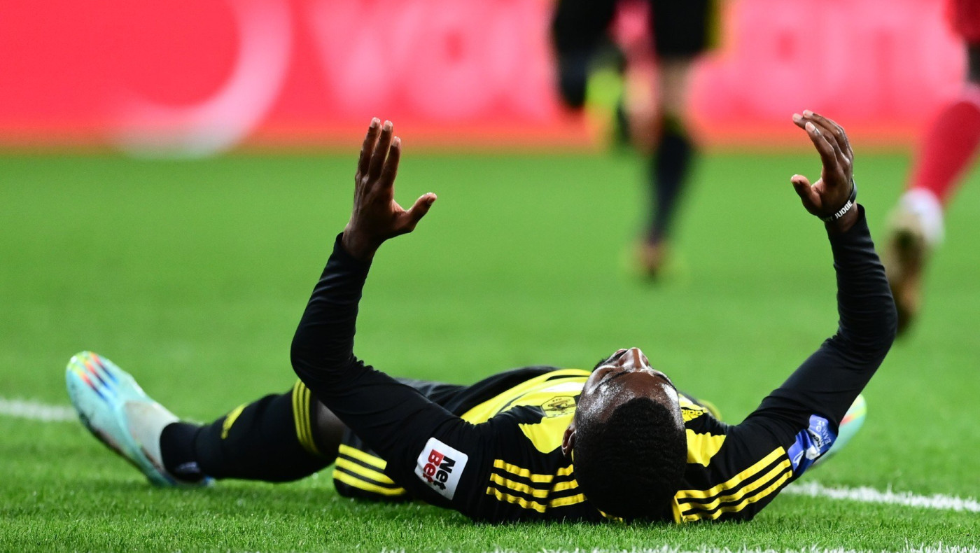 Είναι... περίεργο τρένο ο φετινός Άρης, πετάει ευκαιρίες και κινδυνεύει με ναυάγιο