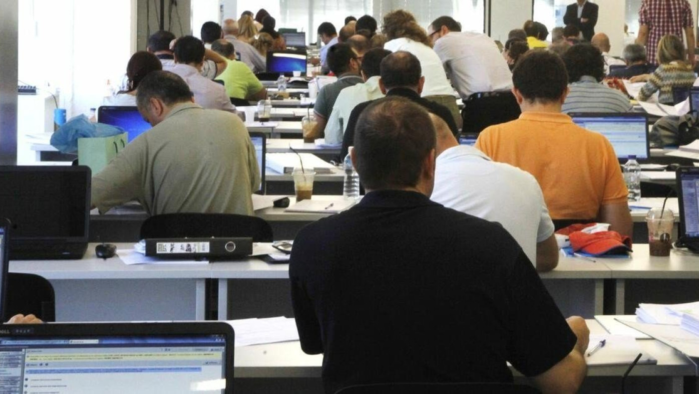 Δημόσιοι υπάλληλοι: Έρχεται το πρώτο -και... βαρβάτο- bonus απόδοσης