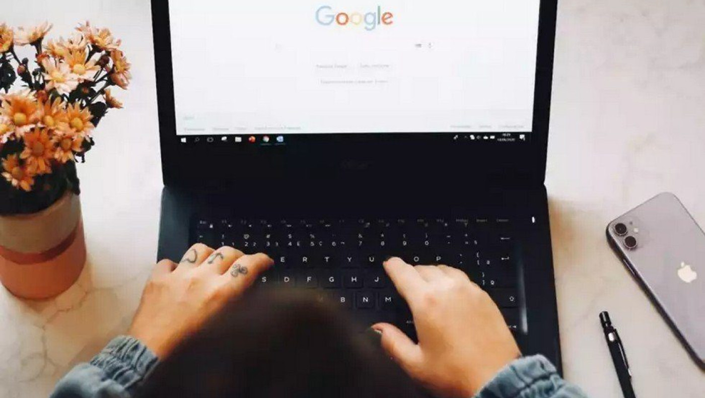 «Ψαλιδίζει» 12.000 θέσεις εργασίας η Google, λίγες μέρες μετά τις μαζικές απολύσεις από τη Microsoft