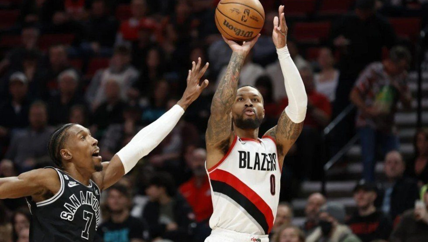 NBA: Έβδομος στη λίστα με τα περισσότερα τρίποντα ο Ντάμιαν Λίλαρντ