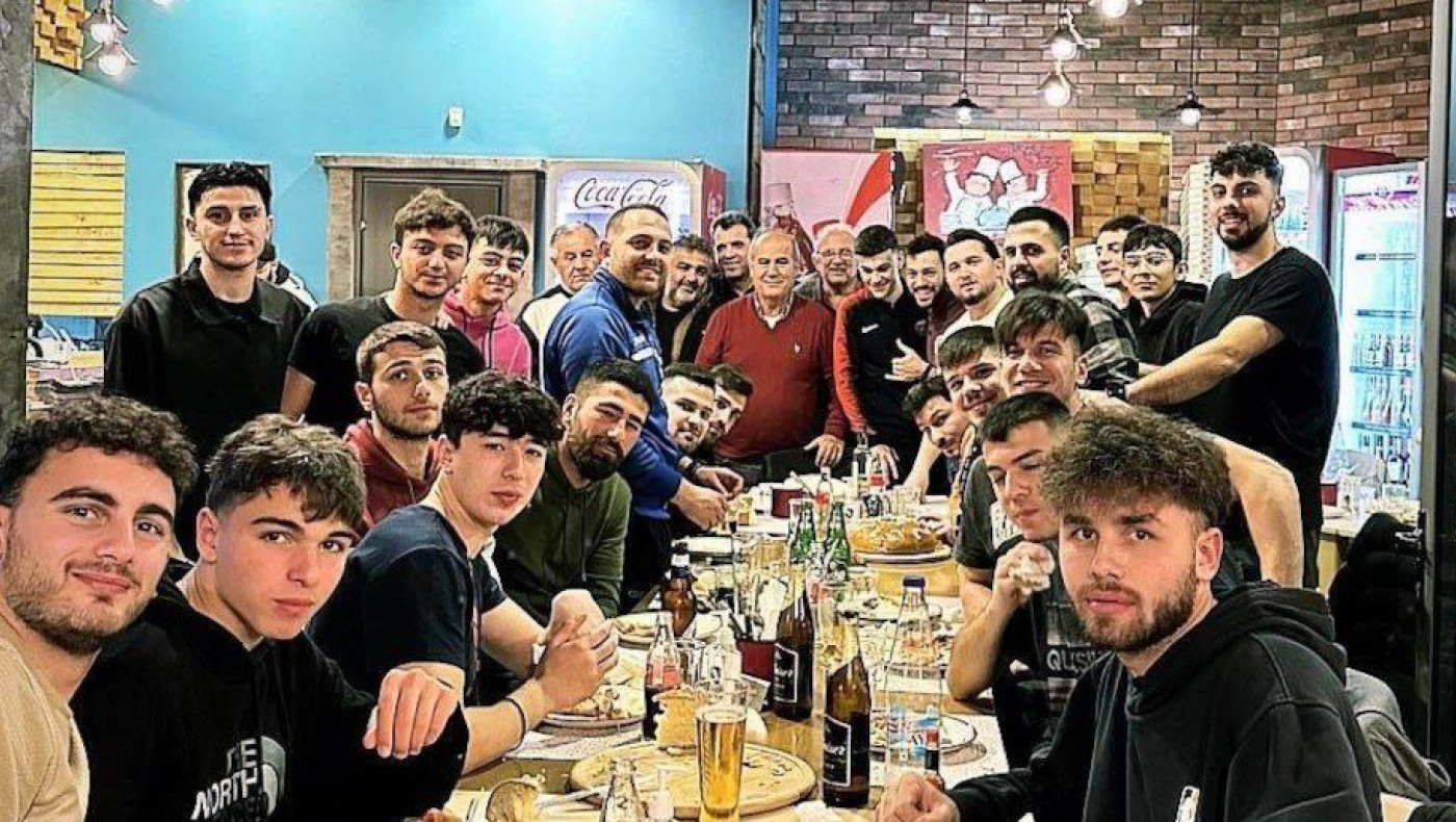 Έκοψε την πρωτοχρονιάτικη πίτα της η ΑΕ Φιλύρου