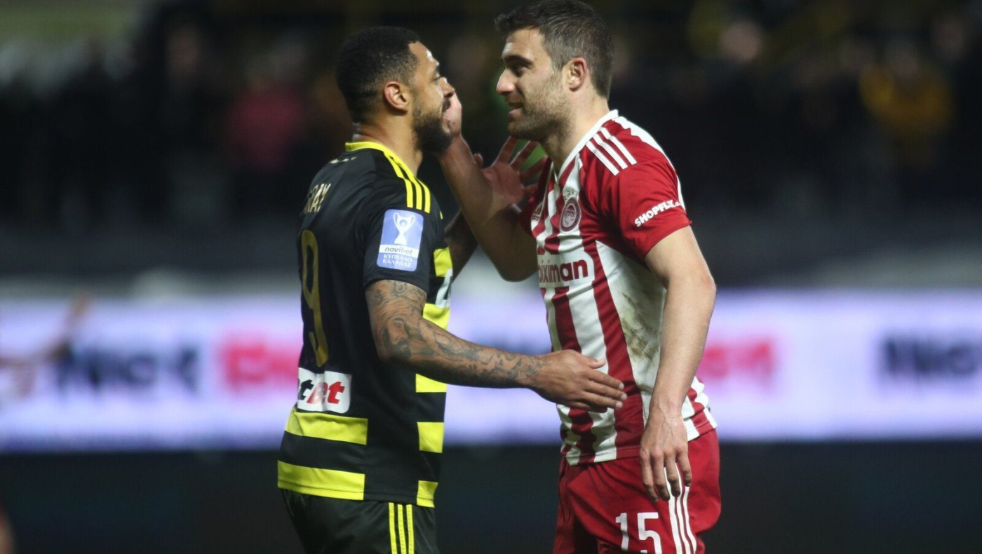 «Ο Γκρέι να αναλάβει την ευθύνη. Γιατί αψήφησε την εντολή του προπονητή για το πέναλτι;»