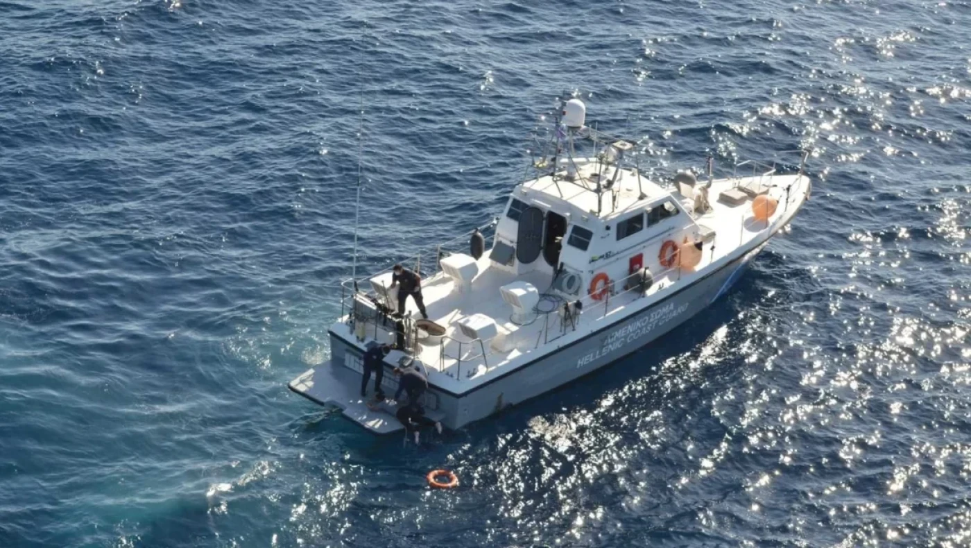 Θεσσαλονίκη: Πολωνοί βούτηξαν στη θάλασσα – Νεκρός 38χρονος