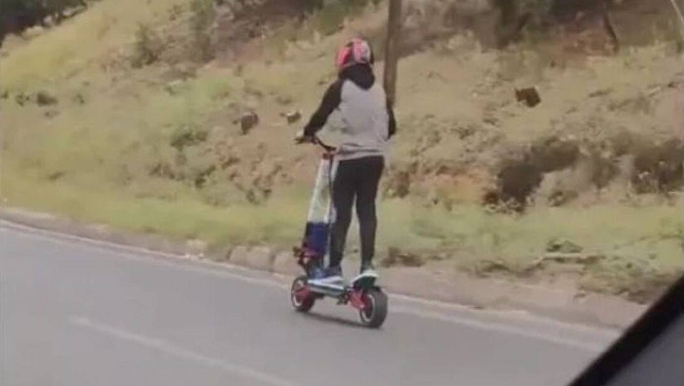 Θεσσαλονίκη: Ηλεκτρικό πατίνι «έπιασε» τα 100 χλμ. στον Περιφερειακό