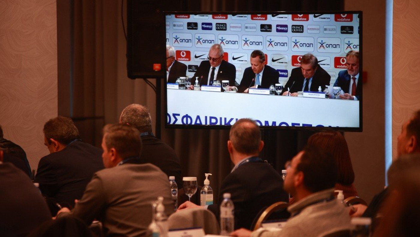 Φουλ επίθεση Κουπτσίδη στον Αυγενάκη: «Δεν θα αφήσει τίποτα όρθιο»