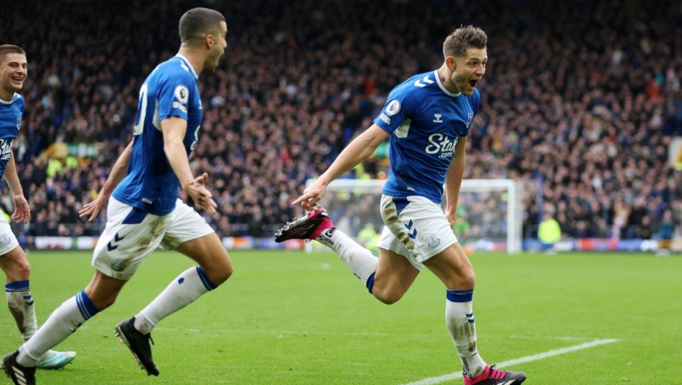 Η ανανεωμένη Έβερτον βραχυκύκλωσε την Άρσεναλ και τη νίκησε