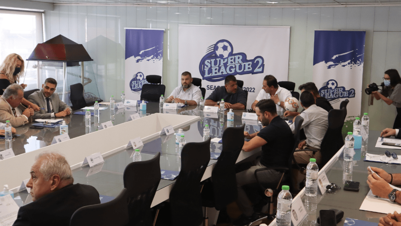 Νέο ξέσπασμα της Super League 2: «Οι φίλαθλοι βλέπουν τις ομάδες τους να οδηγούνται σε...στραγγαλισμό»