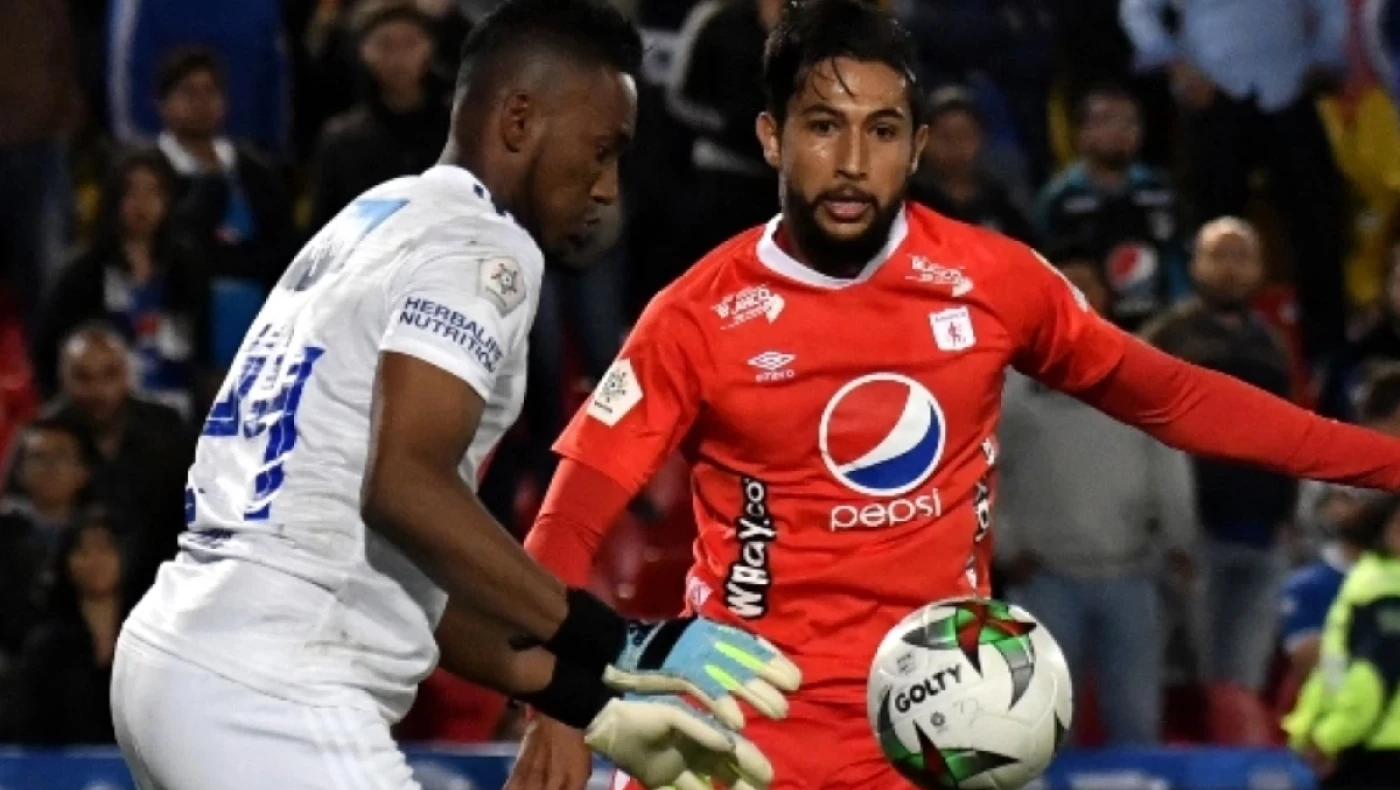 Λαμία: Εκμεταλλεύεται την αναβολή και ενισχύεται με τον Μεδίνα