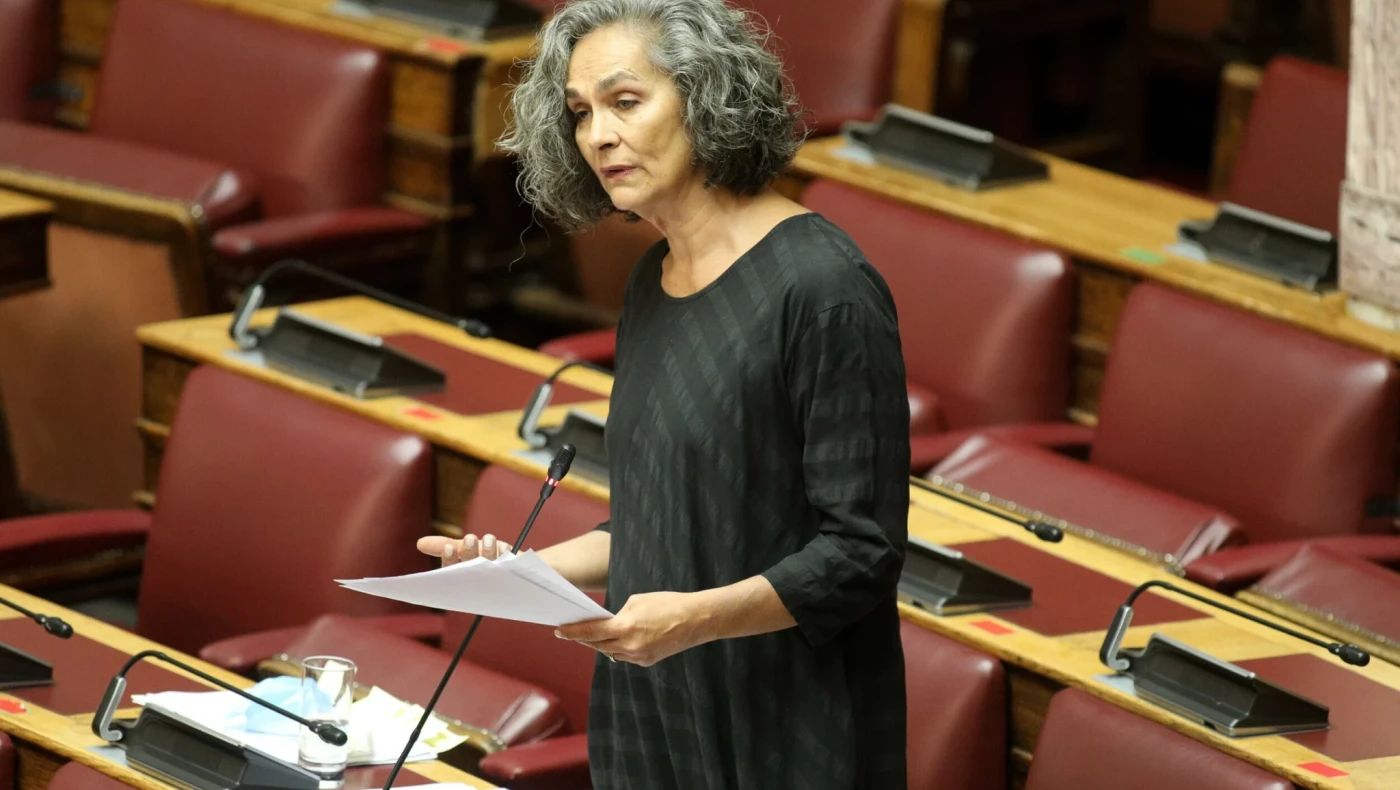 Αντίδραση της Σακοράφα στις εξαγγελίες Αυγενάκη στην Βουλή για το μητρώο Γυμναστηρίων