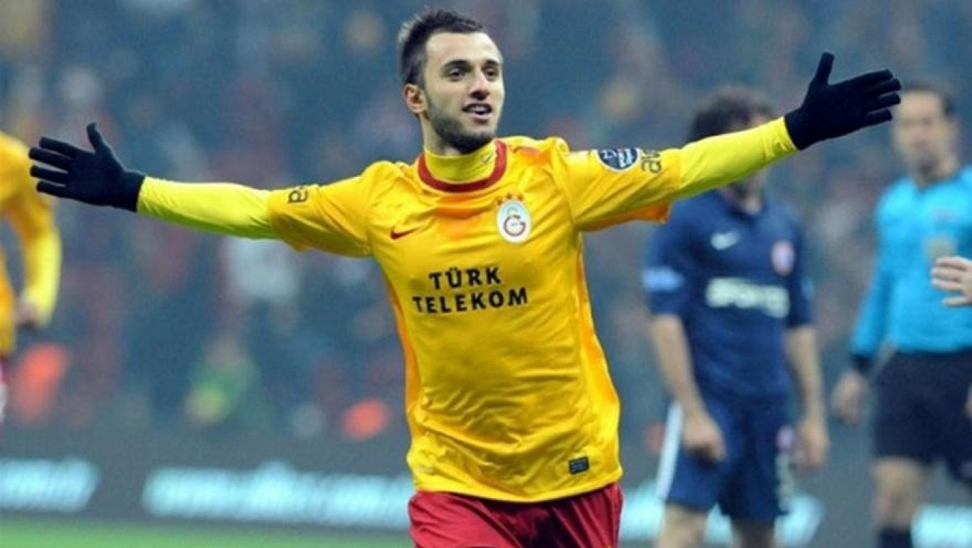 Κρεμάει τα παπούτσια του ο Εμρέ Τσολάκ: «Περάστε χρόνο με τους αγαπημένους γιατί καραδοκεί ο θάνατος»