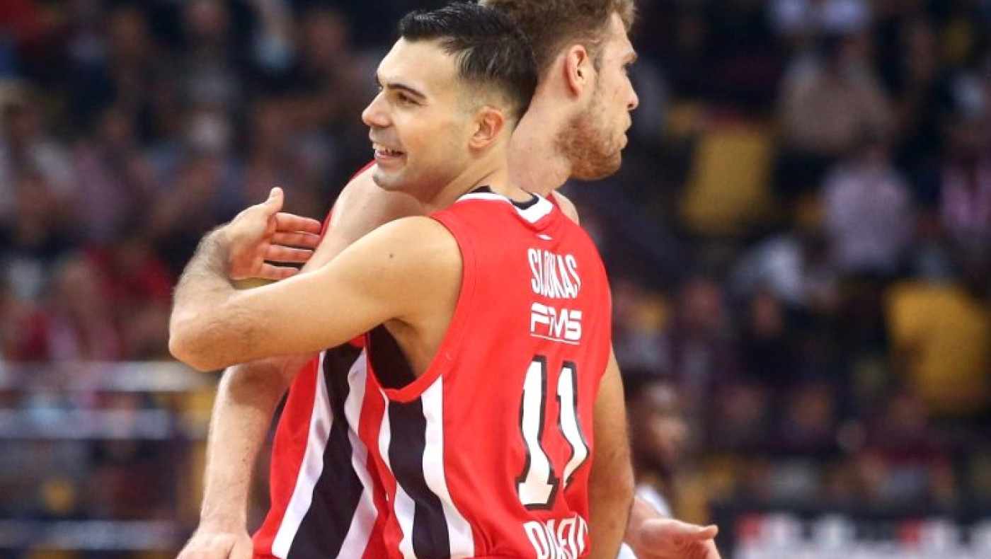 Ολυμπιακός: Προπονήθηκε ο Σλούκας - Αμφίβολος ο Βεζένκοφ