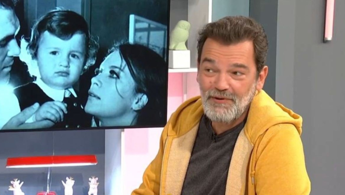 Καζάκος: Τρομερή ιστορία από την γέννηση του και ο παρ' ολίγον νονός Γεώργιος Παπαδόπουλος