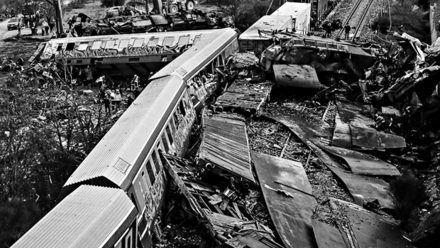 Μια προσευχή κι ενα κεράκι για κουράγιο...