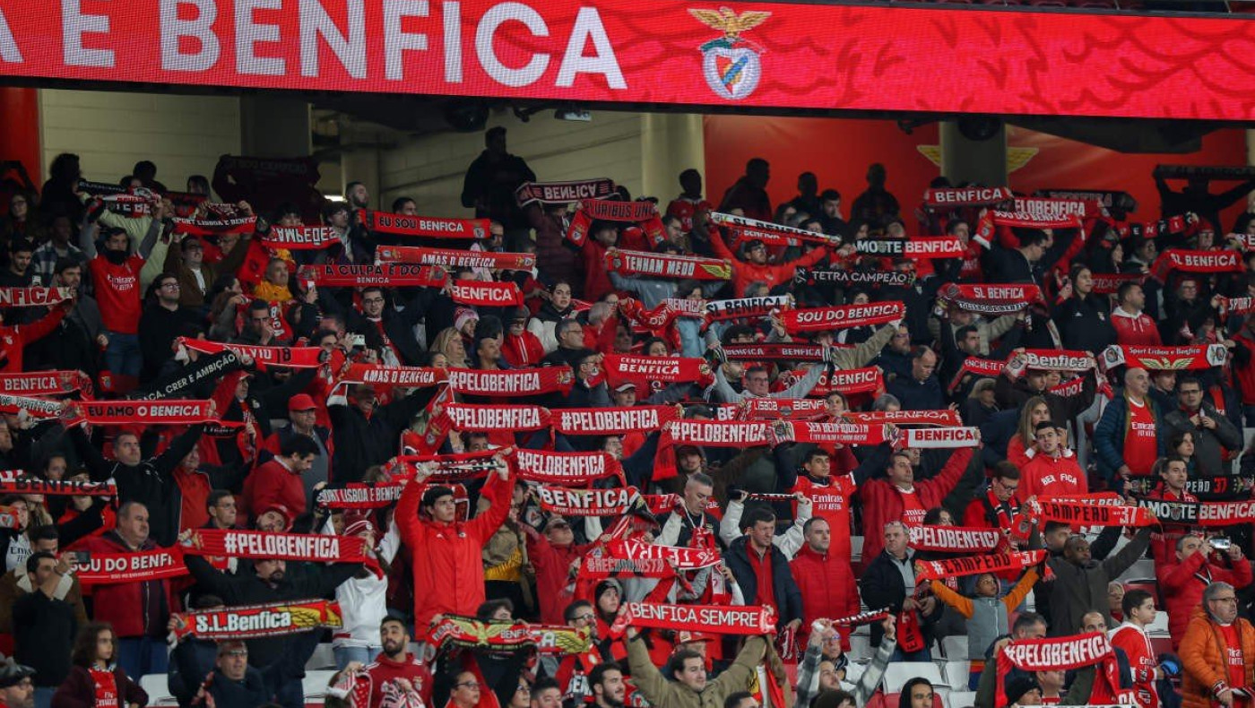Οπαδοί της Μπενφίκα έστειλαν στο νοσοκομείο φίλους της Κλαμπ Μπριζ