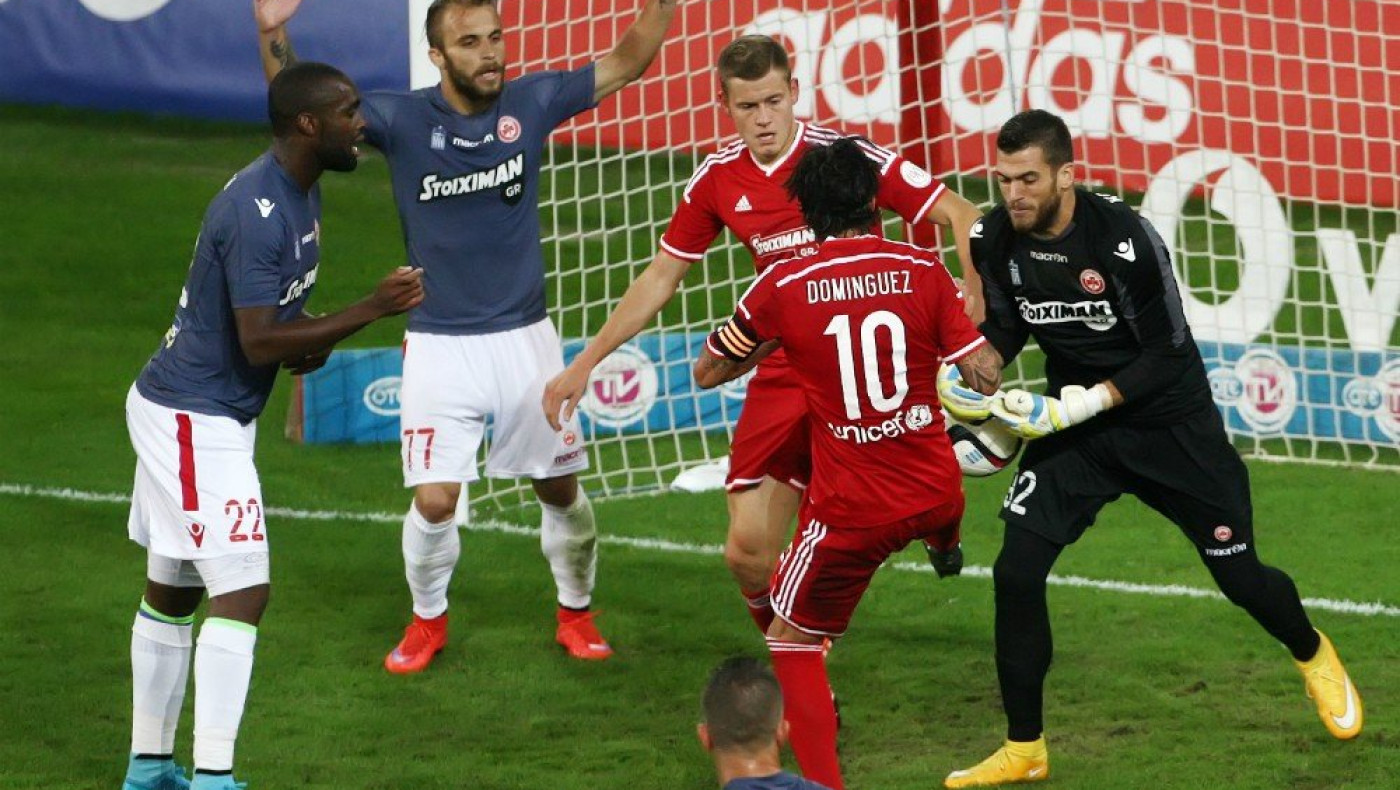 Εγινε κι αυτό: Ακυρώθηκαν τρία γκολ στον Ολυμπιακό! (video)