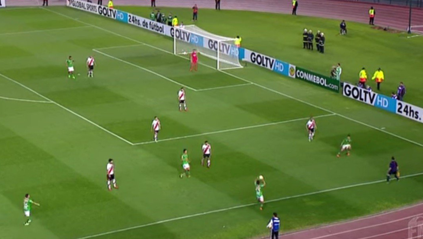 Η πιο γελοία εκτέλεση πλαγίου (video)