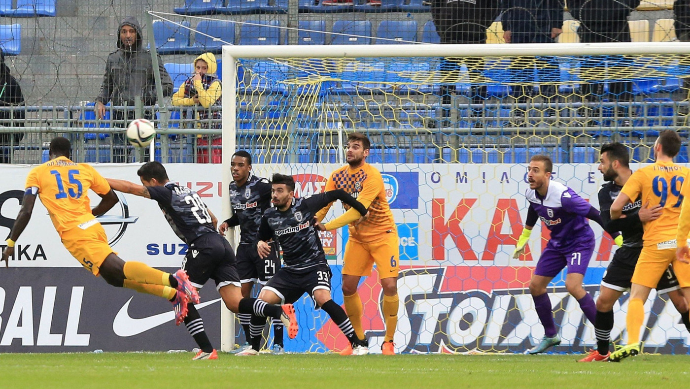 Τέσσερις αδυναμίες, μόνιμα οι ίδιες...  Δυστυχώς, η ποιότητα δεν διδάσκεται