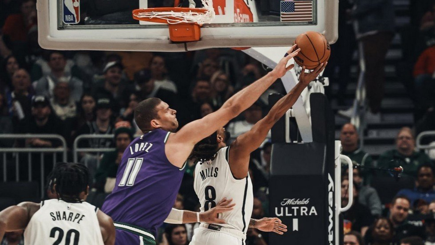 «Τοίχος» Μπρουκ Λόπεζ με εννιά τάπες και νέα νίκη των Μπακς