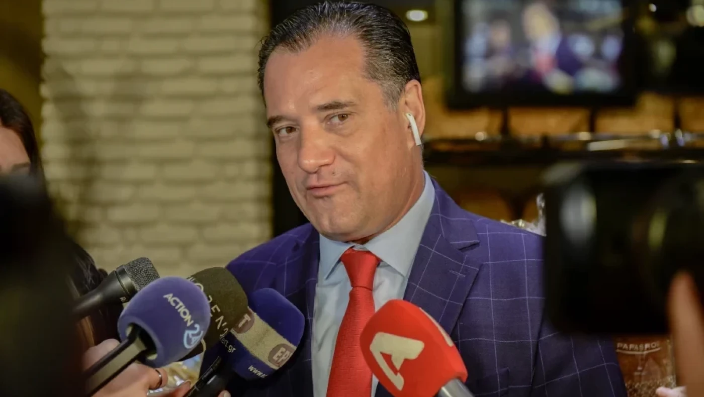 Απίστευτη δήλωση Άδωνι Γεωργιάδη: Δεν θα έμπαινε κανείς στα τρένα αν...