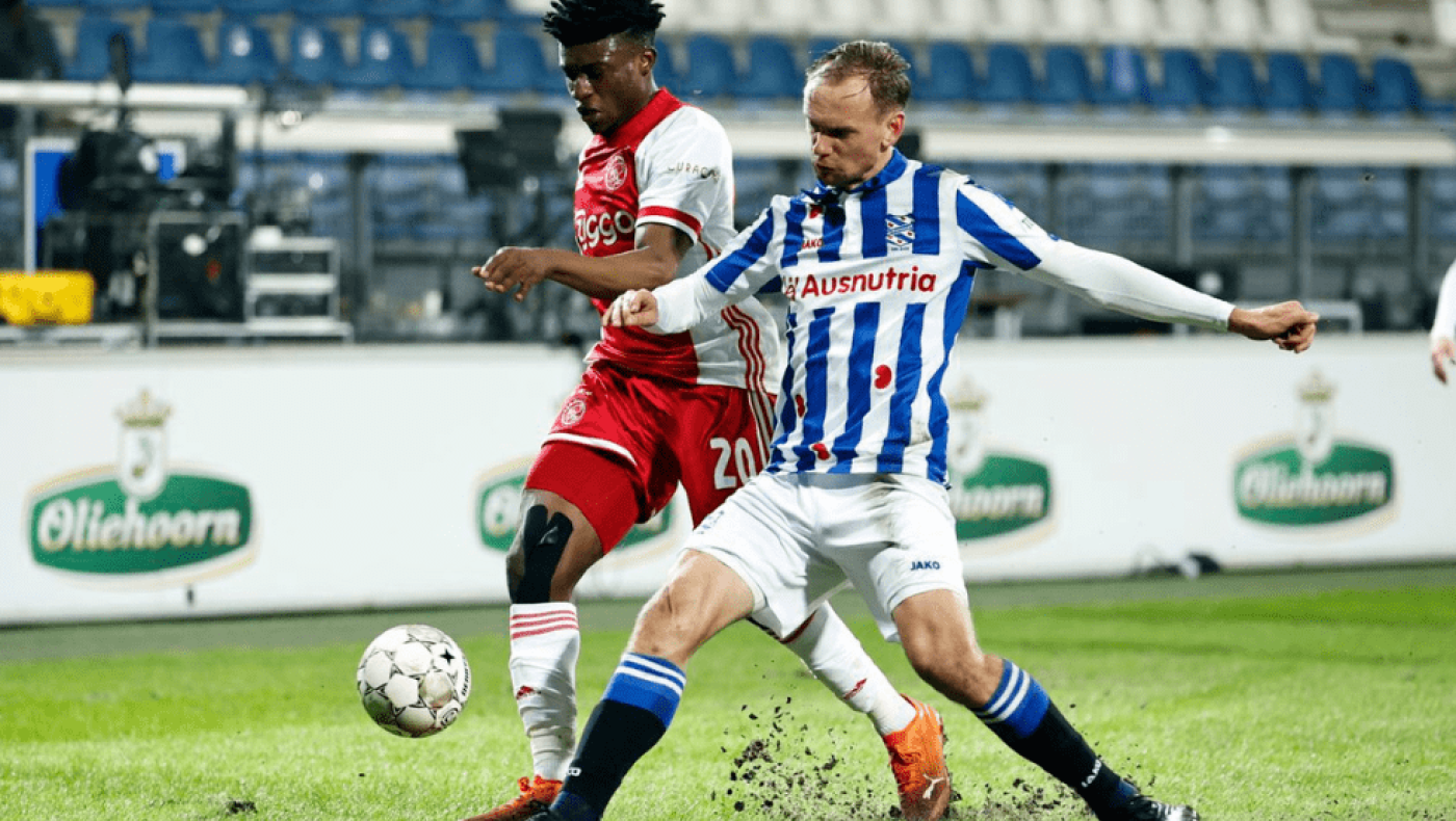 LIRA 100: Παράδοση με… 29 παιχνίδια αήττητος