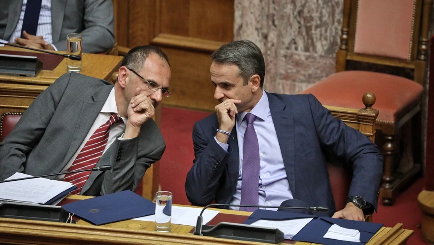 Με 3+1 ανοιχτά μέτωπα η κυβέρνηση μετά τα Τέμπη: Γιατί αποφασίστηκε μετάθεση των εκλογών