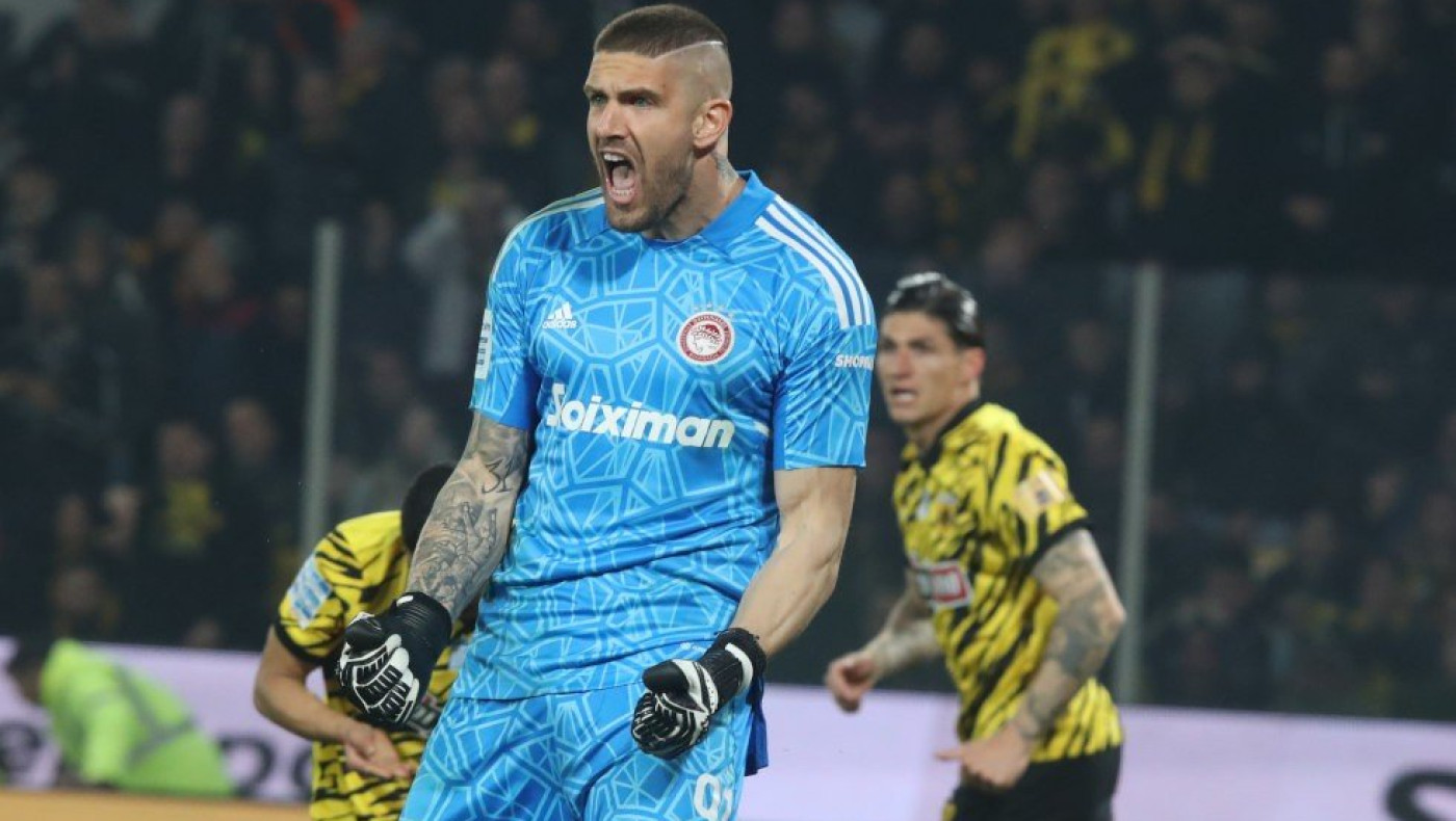 Αλέξανδρος Πασχαλάκης: Το εντυπωσιακό του supercar αναστάτωσε τα Τρίκαλα!