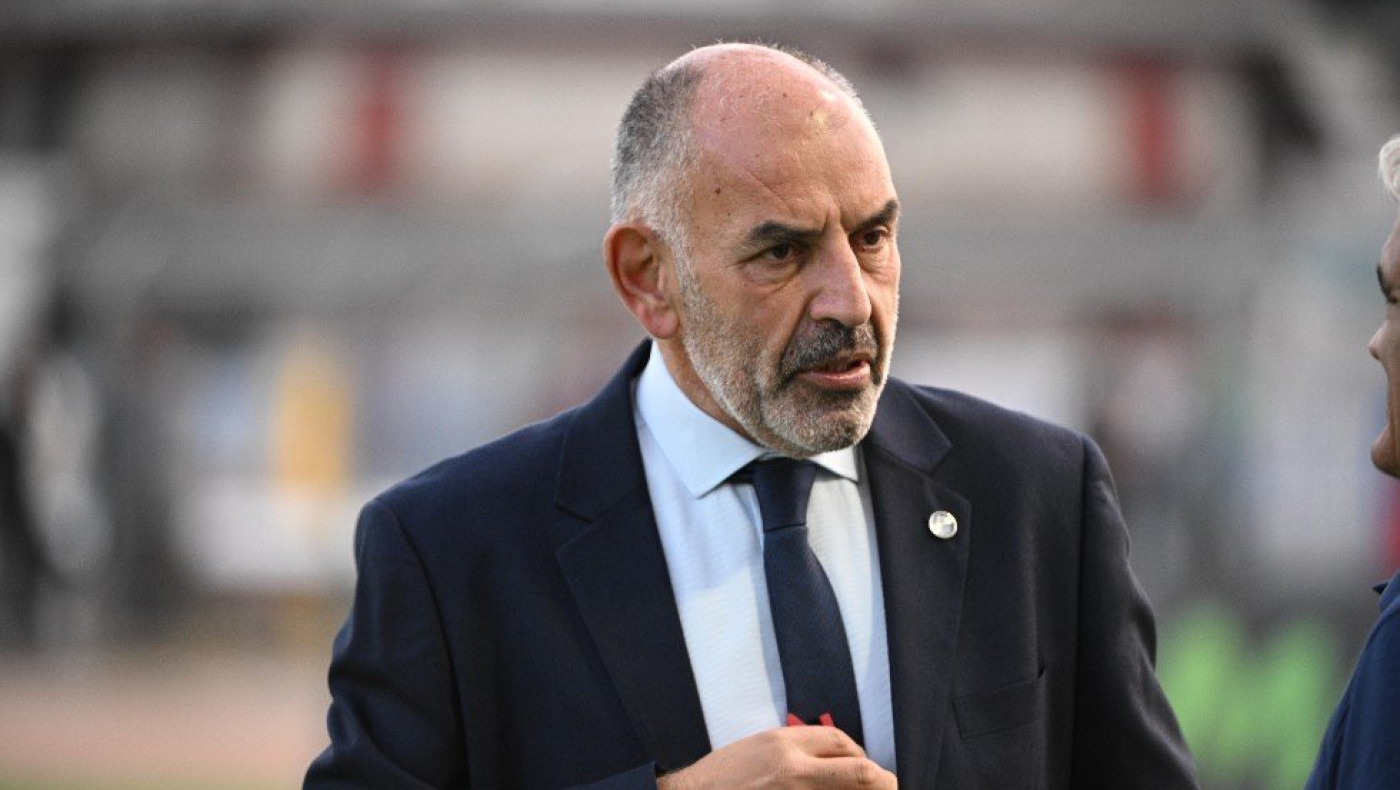 Καζναφέρης: «Θα πρέπει να ανάψουμε 25 λαμπάδες στον Ραζβάν Λουτσέσκου»