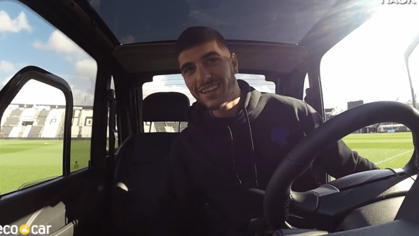 Τα ηλεκτρικά αυτοκίνητα της Ecocar και το test drive των Κωνσταντέλια και Κουλιεράκη