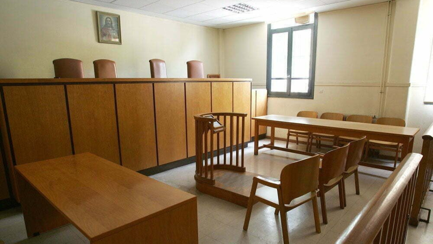 Στη φυλακή 57χρονος γιατί βιντεοσκόπησε τη δίκη Κασιδιάρη