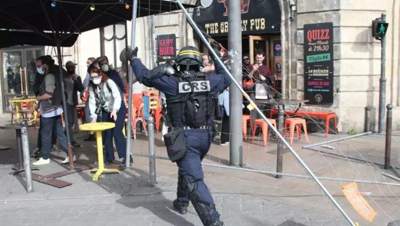 Εικόνες χάους στη Γαλλία: Φωτιές, λεηλασίες, προσαγωγές - 45.000 αστυνομικοί στους δρόμους! (Vid)